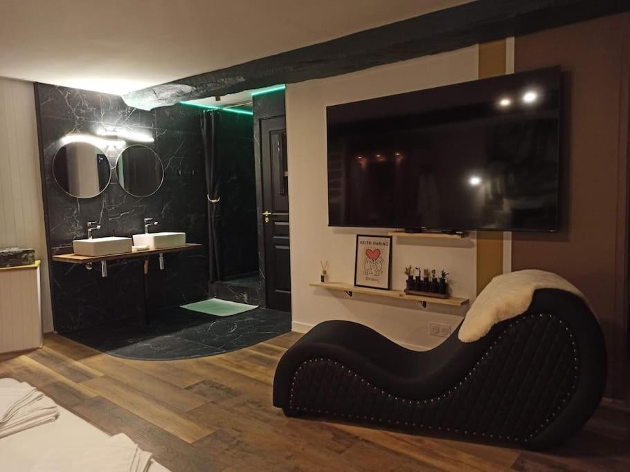 L'Etreinte, Gite De Charme Avec Jacuzzi Interieur Et Sauna Guemene-sur-Scorff Ngoại thất bức ảnh